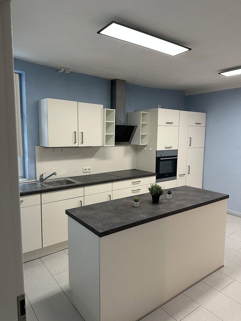 Pronájem bytu 13 m², Westliche Stadtmauerstraße 64, Erlangen, Bavorsko Pronájem bytu 13 m², Westliche Stadtmauerstraße 64, Erlangen, Bavorsko