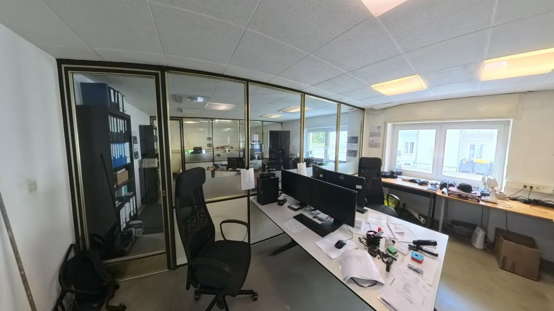 Pronájem nebytového prostoru 400 m², Köln, Severní Porýní-Vestfálsko Pronájem nebytového prostoru 400 m², Köln, Severní Porýní-Vestfálsko