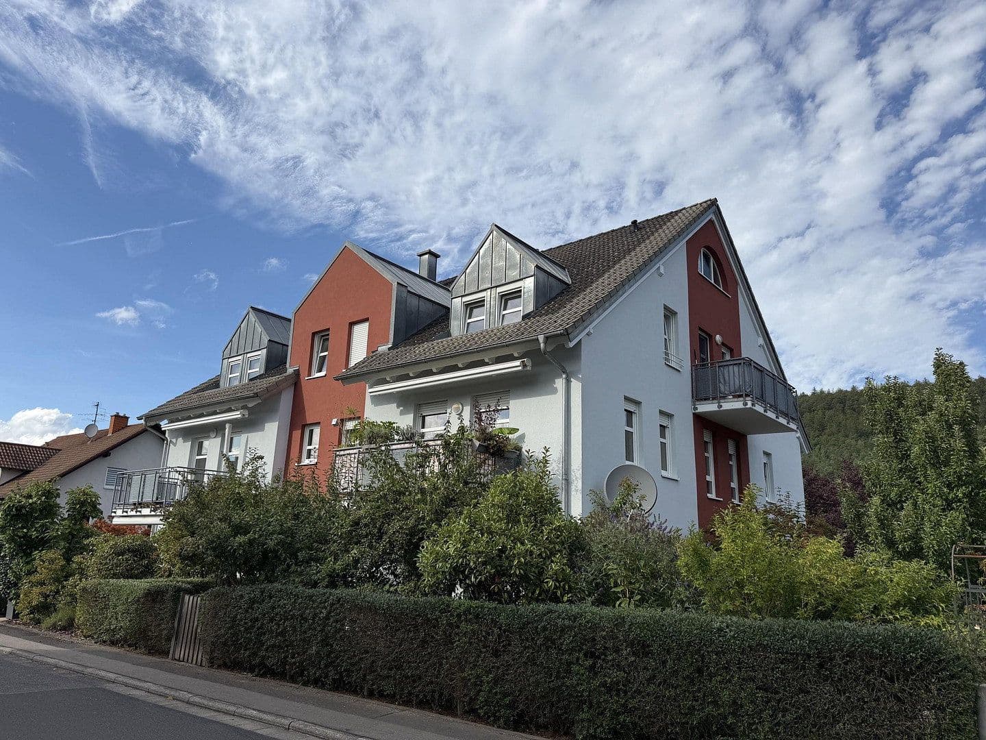 Pronájem bytu 3+1 95 m², Lohr am Main, Bavorsko Pronájem bytu 3+1 95 m², Lohr am Main, Bavorsko