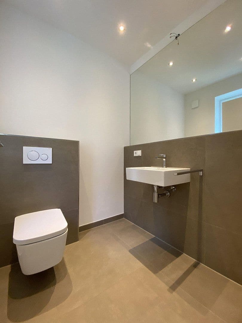 Pronájem bytu 3+1 131 m², Münster, Severní Porýní-Vestfálsko Pronájem bytu 3+1 131 m², Münster, Severní Porýní-Vestfálsko