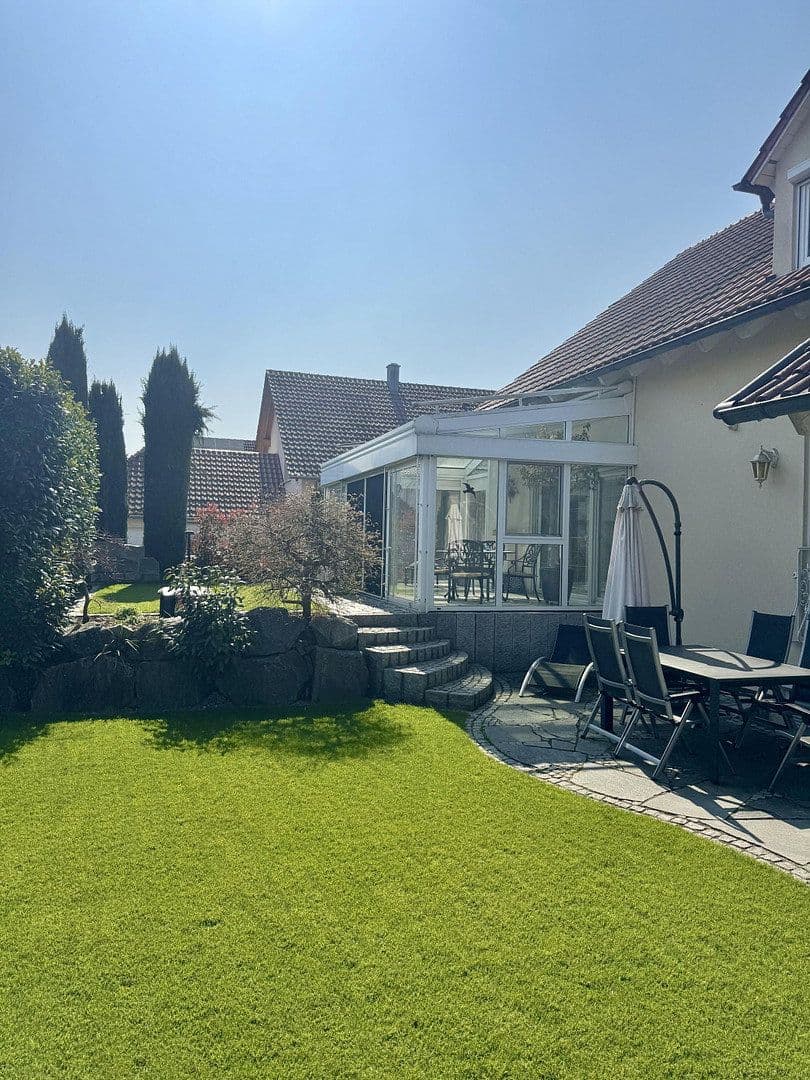 Prodej domu 164 m², pozemek 477 m², Kippenheim, Bádensko-Württembersko Prodej domu 164 m², pozemek 477 m², Kippenheim, Bádensko-Württembersko