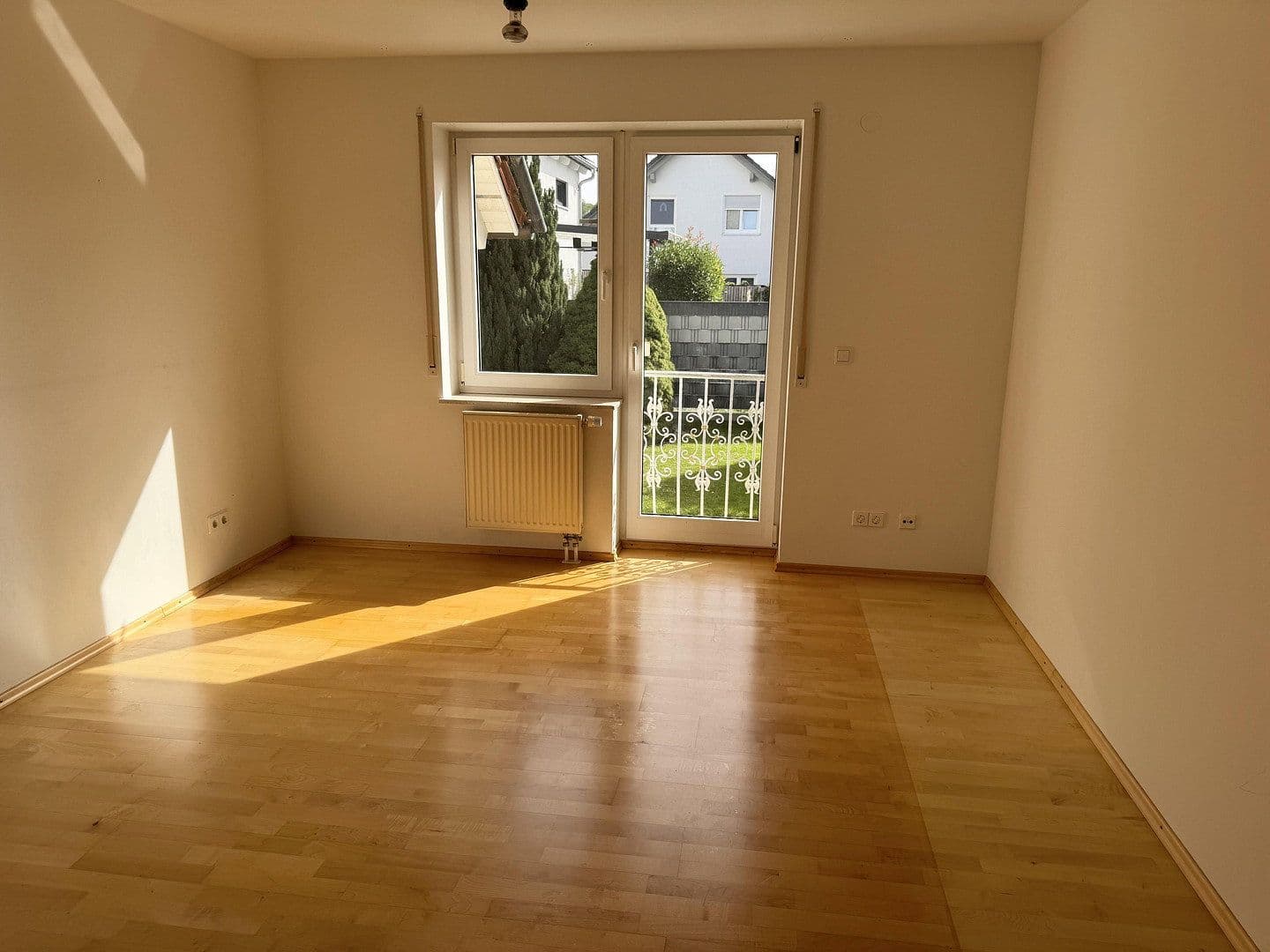 Prodej domu 164 m², pozemek 477 m², Kippenheim, Bádensko-Württembersko Prodej domu 164 m², pozemek 477 m², Kippenheim, Bádensko-Württembersko