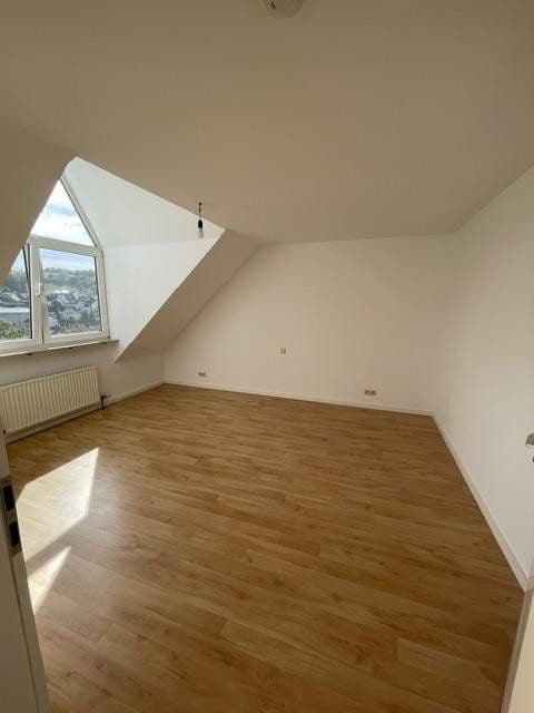 Pronájem bytu 2+1 48 m², Am Klosterberg 13, Bad Breisig, Porýní-Falc Pronájem bytu 2+1 48 m², Am Klosterberg 13, Bad Breisig, Porýní-Falc