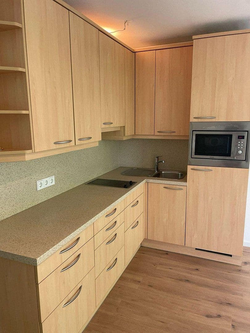 Pronájem bytu 1+1 31 m², Hannoverstraße 8, München, Bavorsko Pronájem bytu 1+1 31 m², Hannoverstraße 8, München, Bavorsko