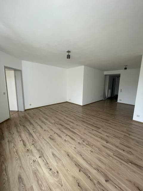 Pronájem bytu 2+1 54 m², Bad Breisig, Porýní-Falc Pronájem bytu 2+1 54 m², Bad Breisig, Porýní-Falc