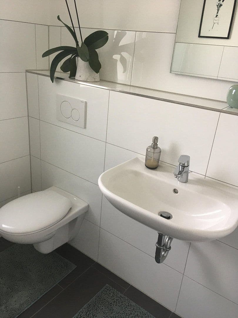 Pronájem bytu 3+kk 100 m², Karlsdorf-Neuthard, Bádensko-Württembersko Pronájem bytu 3+kk 100 m², Karlsdorf-Neuthard, Bádensko-Württembersko