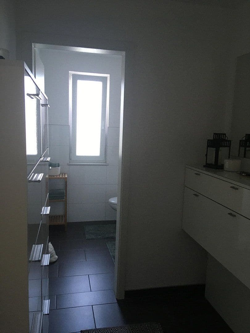 Pronájem bytu 3+kk 100 m², Karlsdorf-Neuthard, Bádensko-Württembersko Pronájem bytu 3+kk 100 m², Karlsdorf-Neuthard, Bádensko-Württembersko