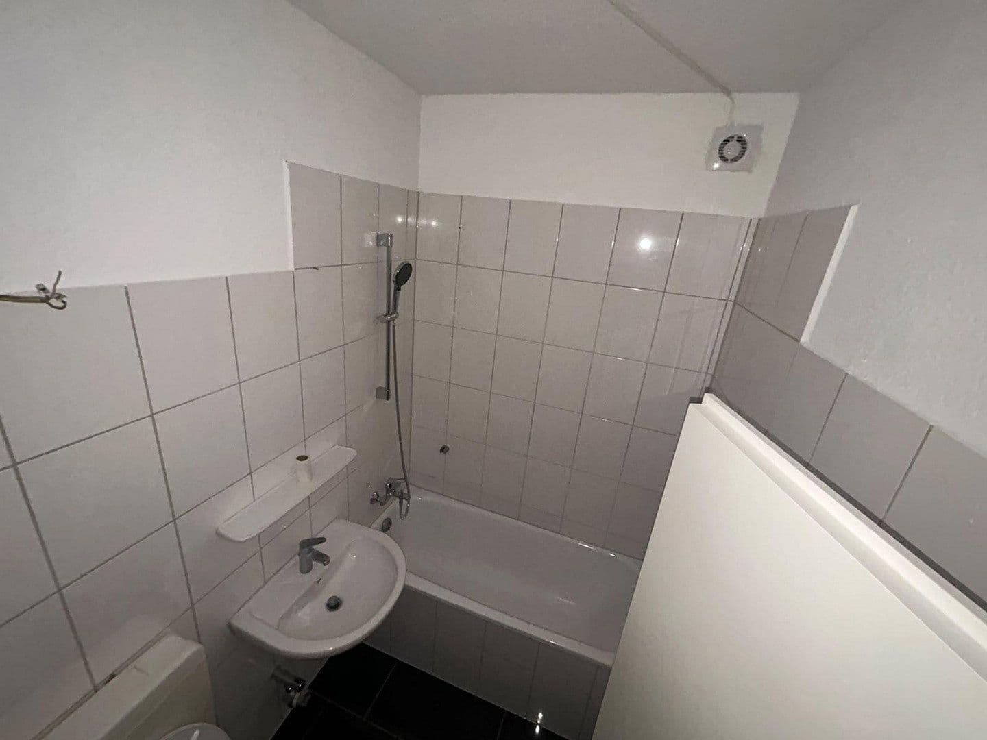 Pronájem bytu 1+kk 43 m², Schlangenwallstraße 7, Gelsenkirchen, Severní Porýní-Vestfálsko Pronájem bytu 1+kk 43 m², Schlangenwallstraße 7, Gelsenkirchen, Severní Porýní-Vestfálsko