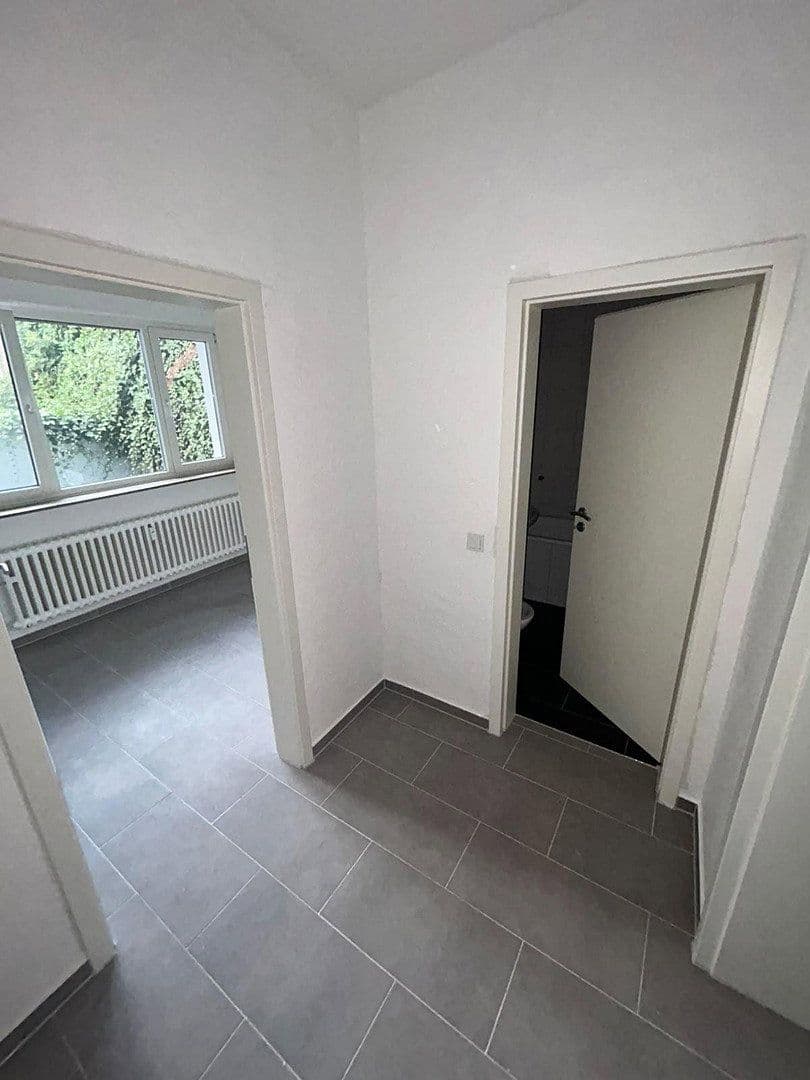Pronájem bytu 1+kk 43 m², Schlangenwallstraße 7, Gelsenkirchen, Severní Porýní-Vestfálsko Pronájem bytu 1+kk 43 m², Schlangenwallstraße 7, Gelsenkirchen, Severní Porýní-Vestfálsko