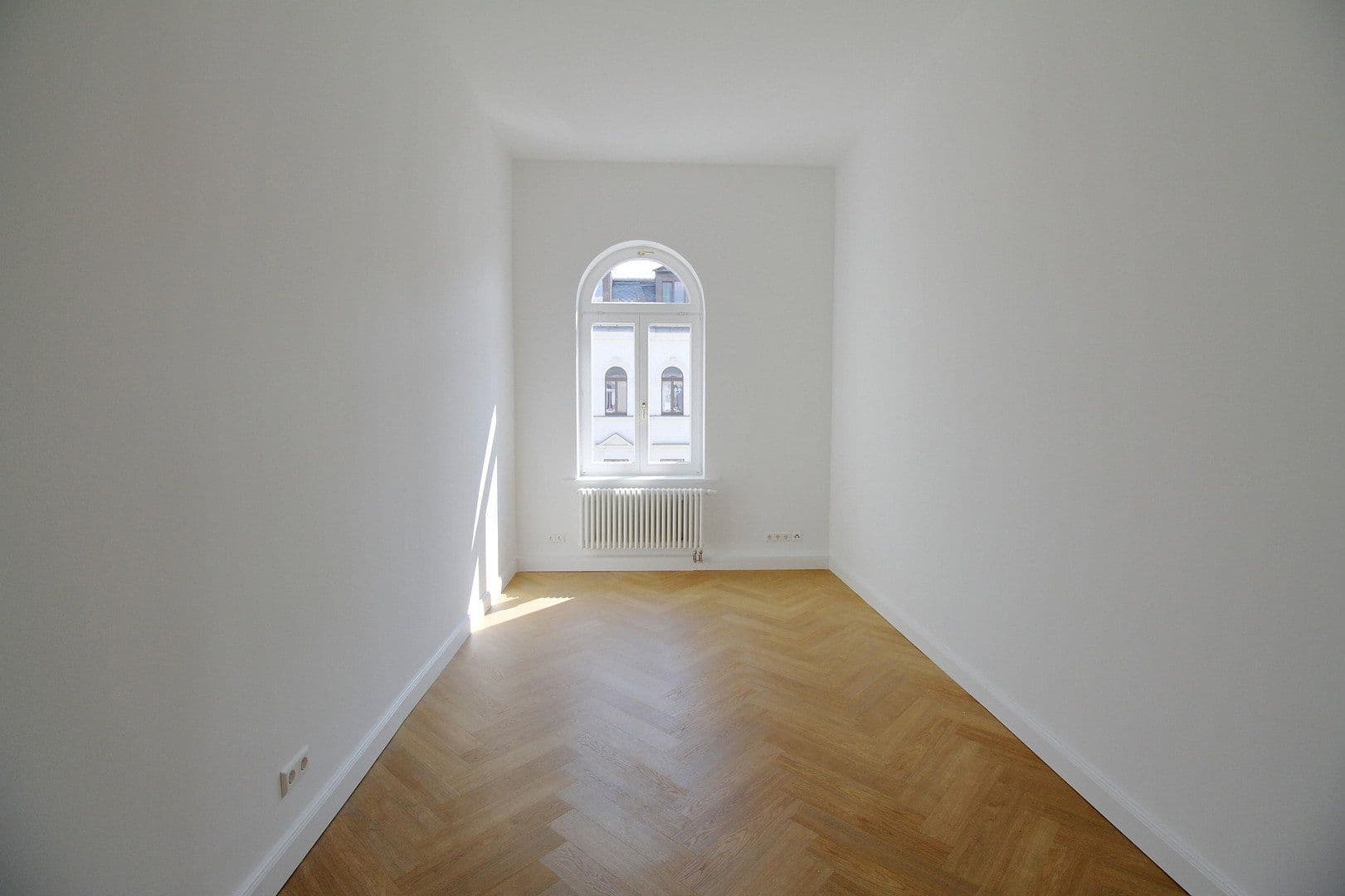 Pronájem bytu 3+1 98 m², Leipzig, Sasko Pronájem bytu 3+1 98 m², Leipzig, Sasko