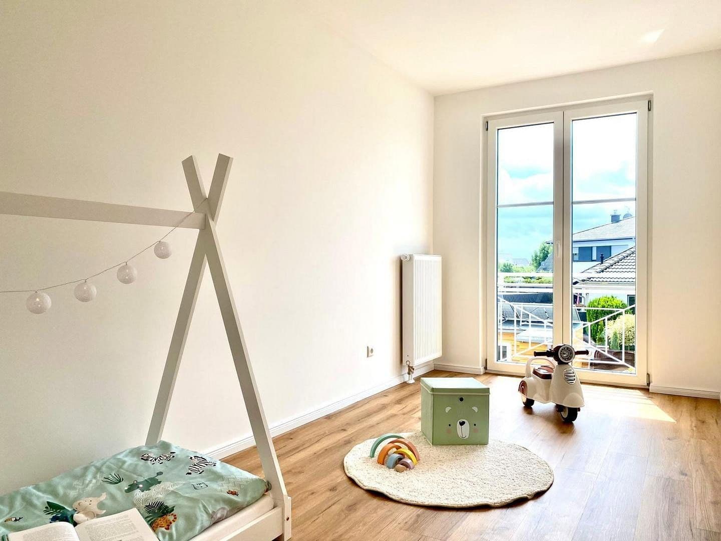 Prodej domu 110 m², pozemek 450 m², Kassel, Hessen Prodej domu 110 m², pozemek 450 m², Kassel, Hessen