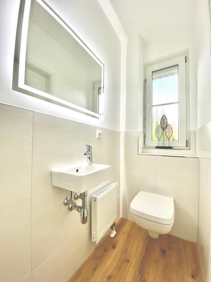 Prodej domu 110 m², pozemek 450 m², Kassel, Hessen Prodej domu 110 m², pozemek 450 m², Kassel, Hessen