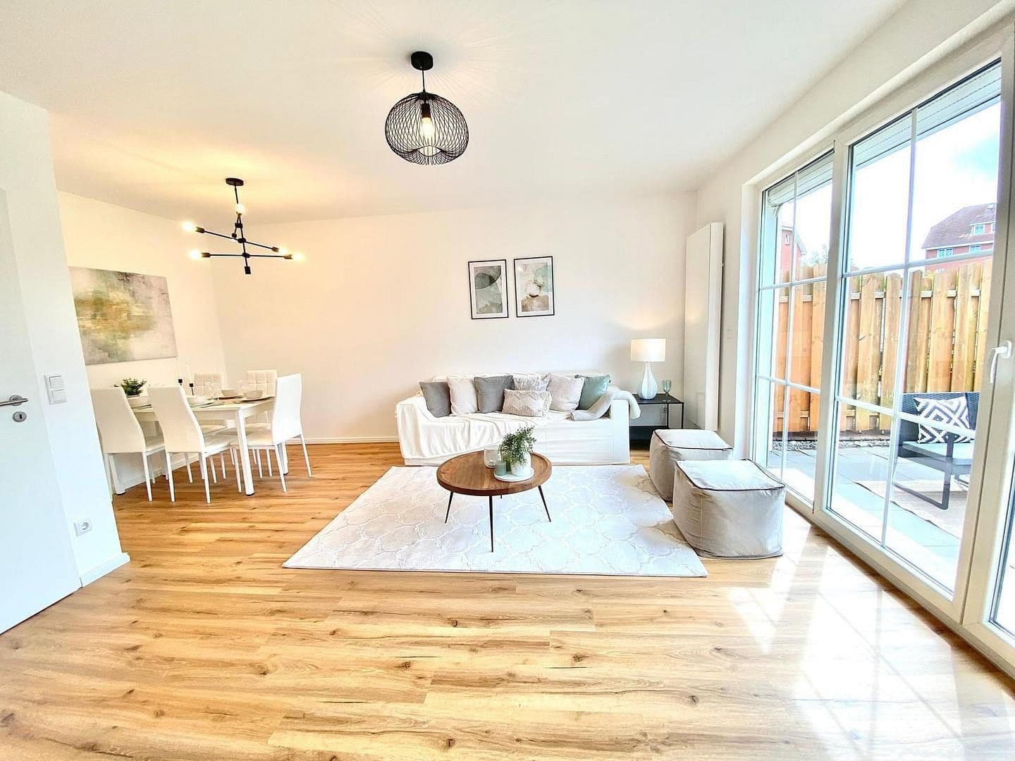 Prodej domu 110 m², pozemek 450 m², Kassel, Hessen Prodej domu 110 m², pozemek 450 m², Kassel, Hessen