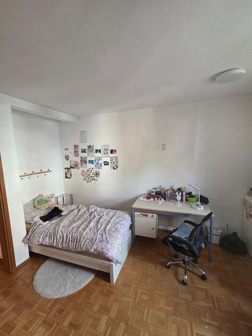 Pronájem bytu 3+kk 100 m², Oberndorfer Straße 23, Schramberg, Bádensko-Württembersko Pronájem bytu 3+kk 100 m², Oberndorfer Straße 23, Schramberg, Bádensko-Württembersko