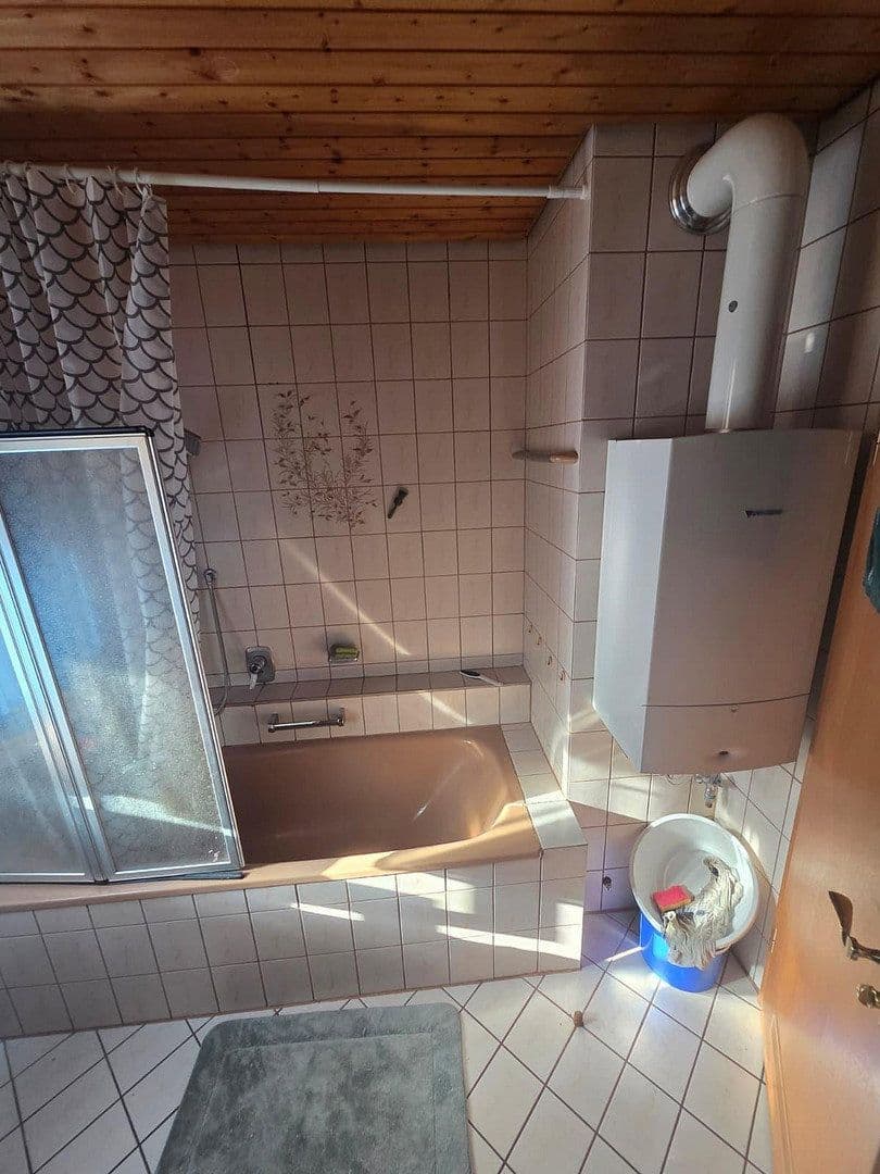 Pronájem bytu 3+kk 100 m², Oberndorfer Straße 23, Schramberg, Bádensko-Württembersko Pronájem bytu 3+kk 100 m², Oberndorfer Straße 23, Schramberg, Bádensko-Württembersko