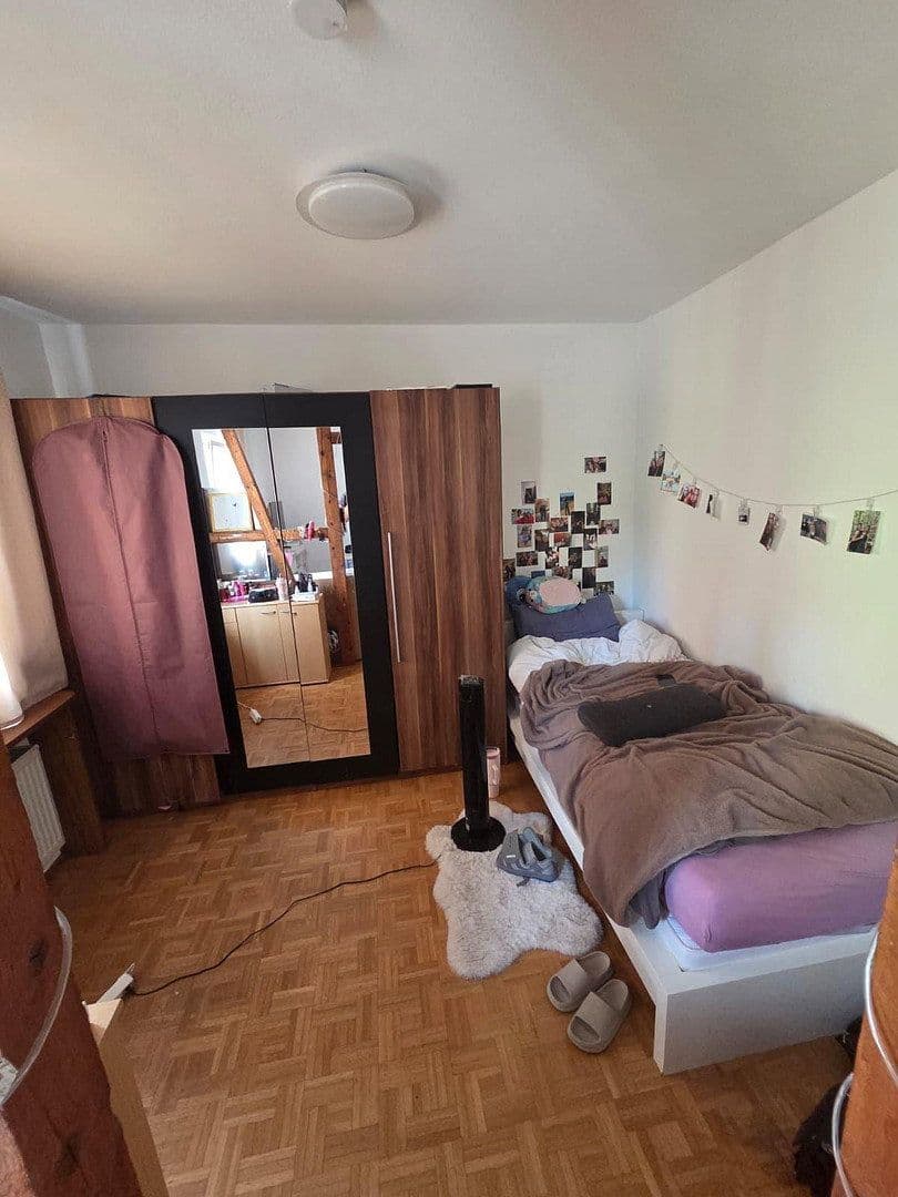 Pronájem bytu 3+kk 100 m², Oberndorfer Straße 23, Schramberg, Bádensko-Württembersko Pronájem bytu 3+kk 100 m², Oberndorfer Straße 23, Schramberg, Bádensko-Württembersko