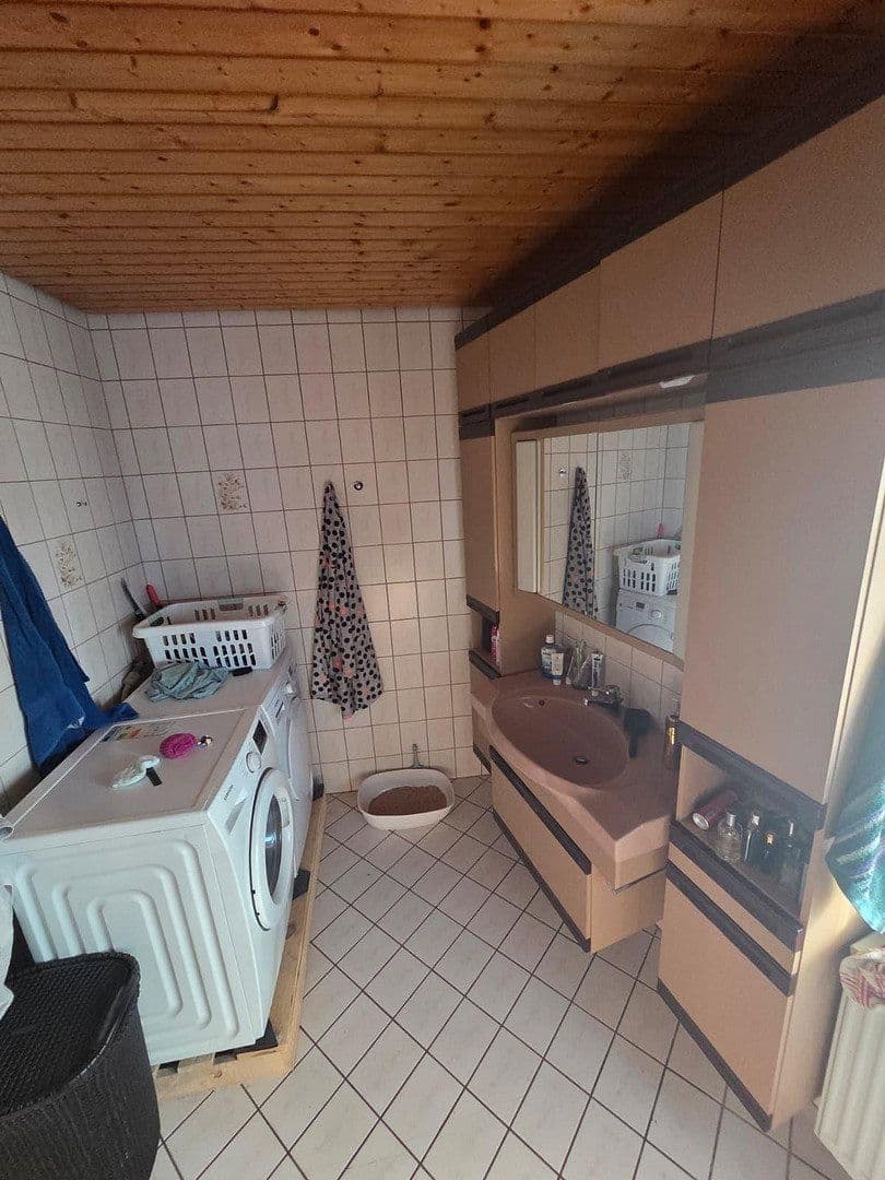 Pronájem bytu 3+kk 100 m², Oberndorfer Straße 23, Schramberg, Bádensko-Württembersko Pronájem bytu 3+kk 100 m², Oberndorfer Straße 23, Schramberg, Bádensko-Württembersko