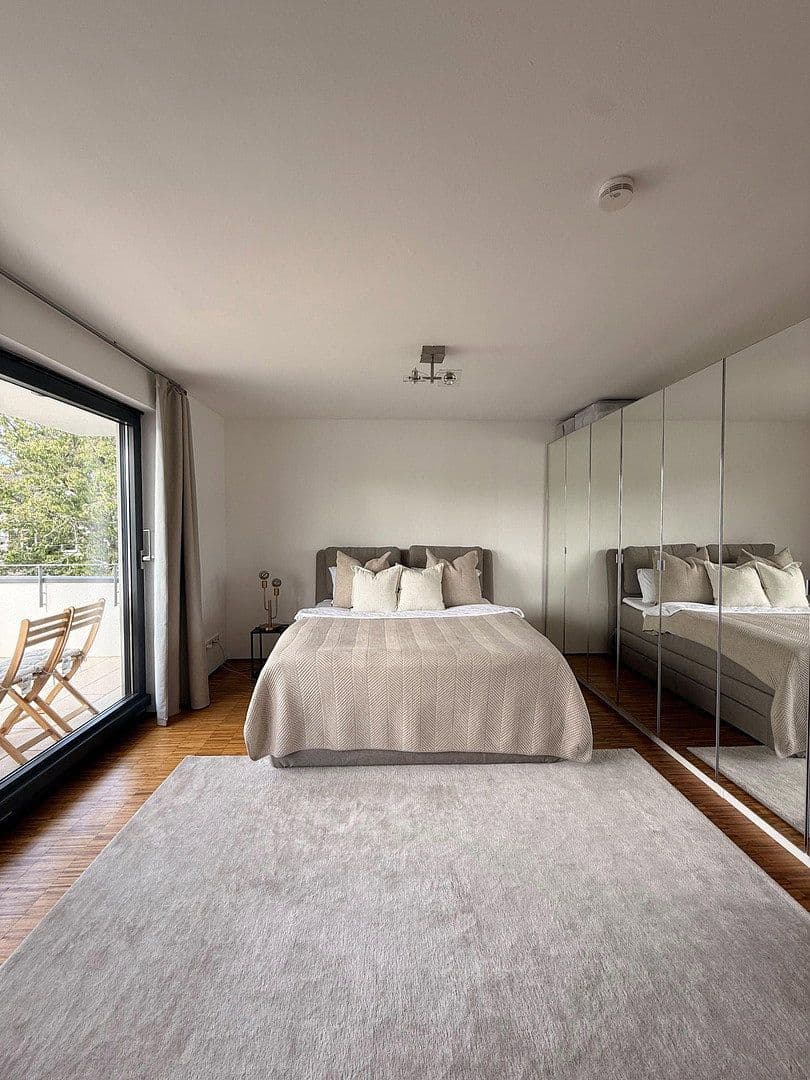 Pronájem bytu 2+1 94 m², Am Eichelgarten 18, Wiesbaden, Hessen Pronájem bytu 2+1 94 m², Am Eichelgarten 18, Wiesbaden, Hessen