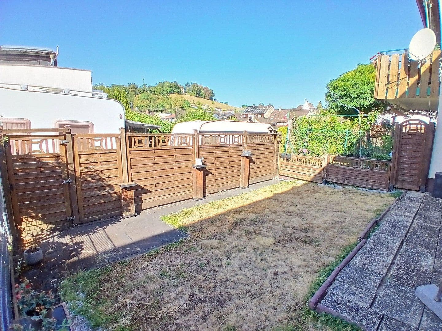 Prodej domu 128 m², pozemek 161 m², Kandern, Bádensko-Württembersko Prodej domu 128 m², pozemek 161 m², Kandern, Bádensko-Württembersko