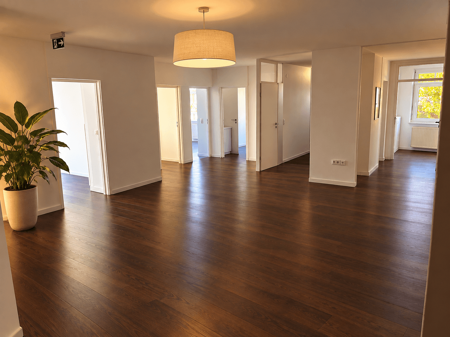 Prodej kanceláře 150 m², Bahnhofstraße 28, Öhringen, Bádensko-Württembersko Prodej kanceláře 150 m², Bahnhofstraße 28, Öhringen, Bádensko-Württembersko