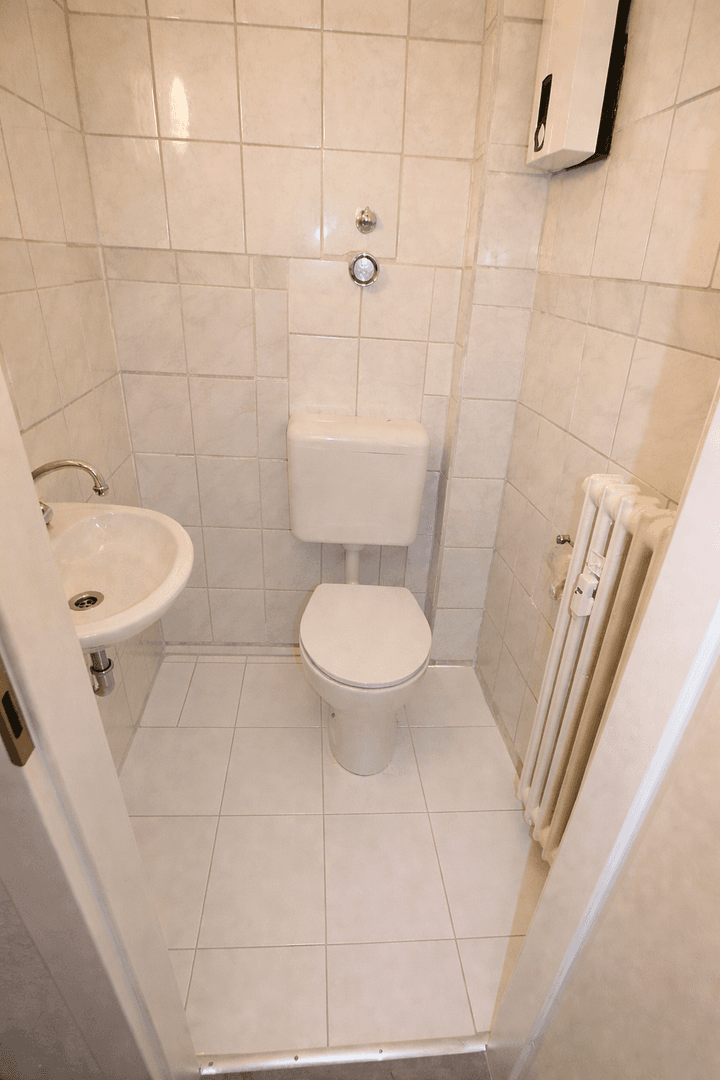Pronájem bytu 4+1 98 m², Liebknechtstraße 94, Oberhausen, Severní Porýní-Vestfálsko Pronájem bytu 4+1 98 m², Liebknechtstraße 94, Oberhausen, Severní Porýní-Vestfálsko