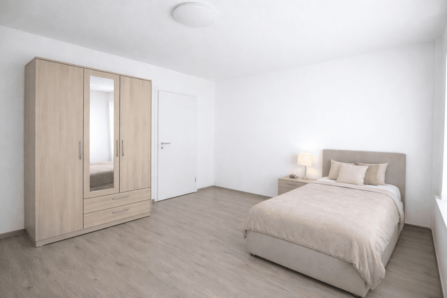 Pronájem bytu 4+1 98 m², Liebknechtstraße 94, Oberhausen, Severní Porýní-Vestfálsko Pronájem bytu 4+1 98 m², Liebknechtstraße 94, Oberhausen, Severní Porýní-Vestfálsko