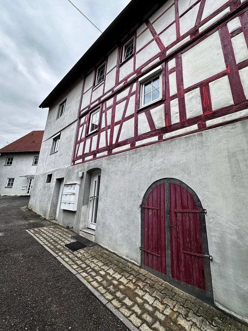 Pronájem bytu 2+1 36 m², Ditzingerstraße 5, Leonberg, Bádensko-Württembersko Pronájem bytu 2+1 36 m², Ditzingerstraße 5, Leonberg, Bádensko-Württembersko