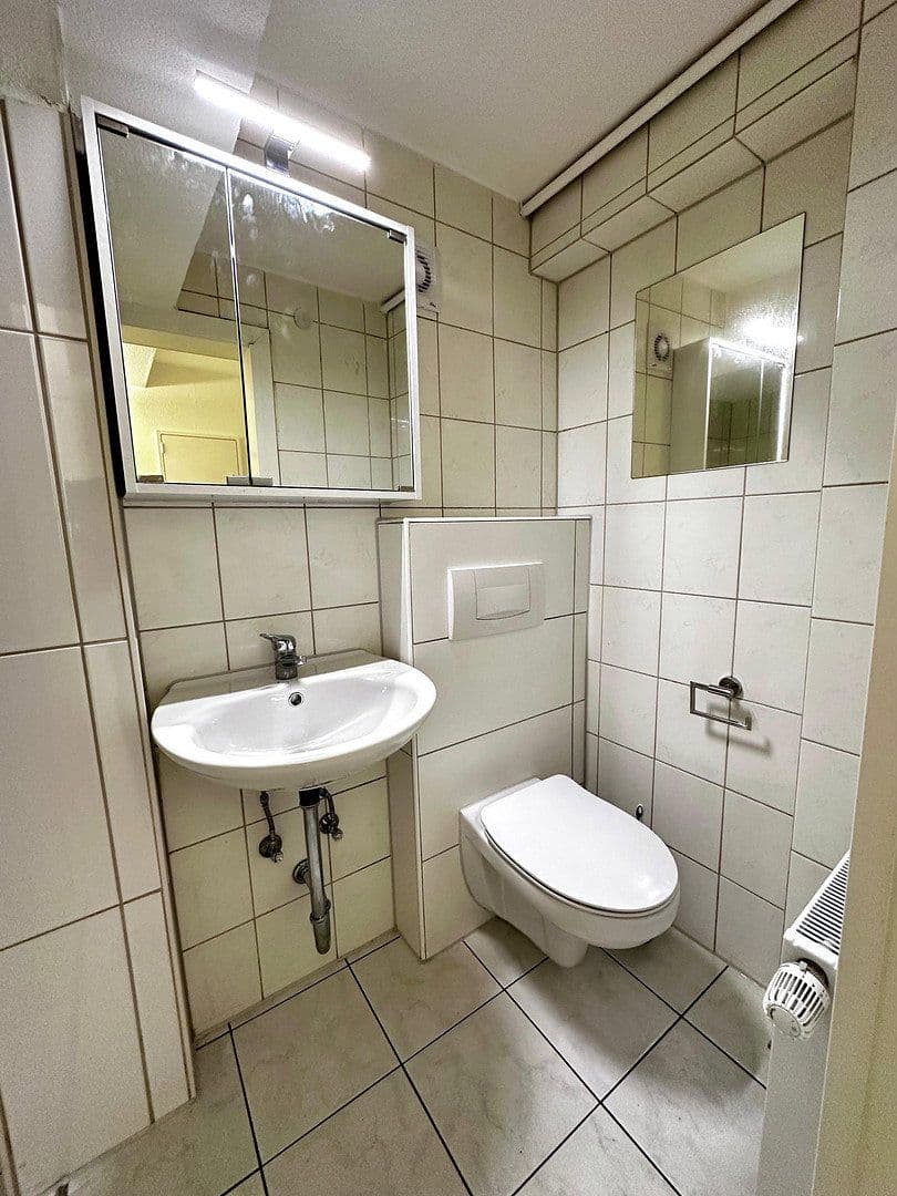 Pronájem bytu 2+1 36 m², Ditzingerstraße 5, Leonberg, Bádensko-Württembersko Pronájem bytu 2+1 36 m², Ditzingerstraße 5, Leonberg, Bádensko-Württembersko