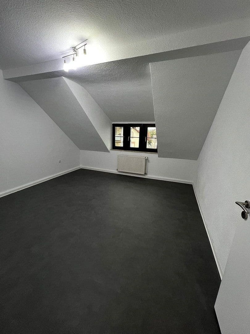Prodej bytu 3+1 77 m², Isenachstraße 12, Frankenthal, Porýní-Falc Prodej bytu 3+1 77 m², Isenachstraße 12, Frankenthal, Porýní-Falc