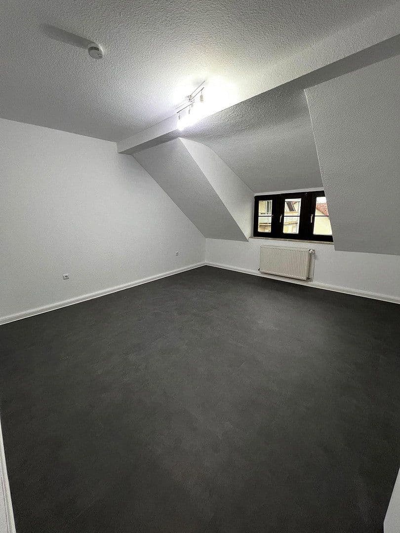 Prodej bytu 3+1 77 m², Isenachstraße 12, Frankenthal, Porýní-Falc Prodej bytu 3+1 77 m², Isenachstraße 12, Frankenthal, Porýní-Falc