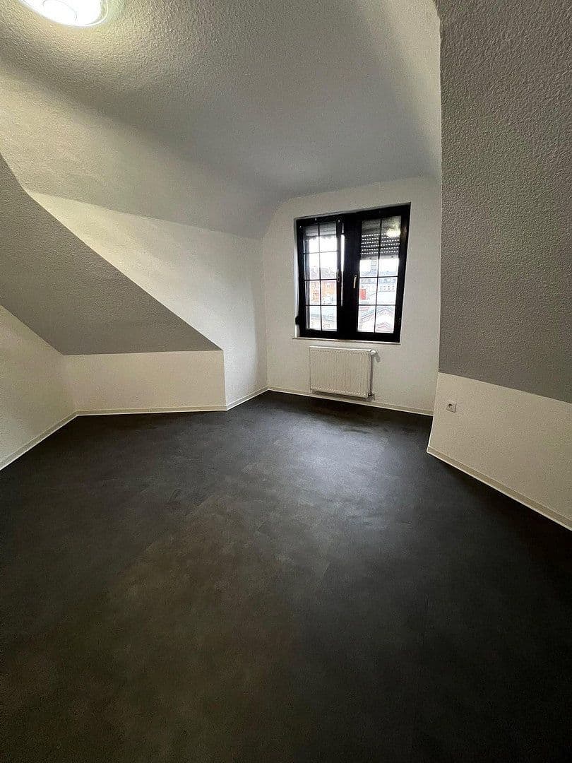 Prodej bytu 3+1 77 m², Isenachstraße 12, Frankenthal, Porýní-Falc Prodej bytu 3+1 77 m², Isenachstraße 12, Frankenthal, Porýní-Falc