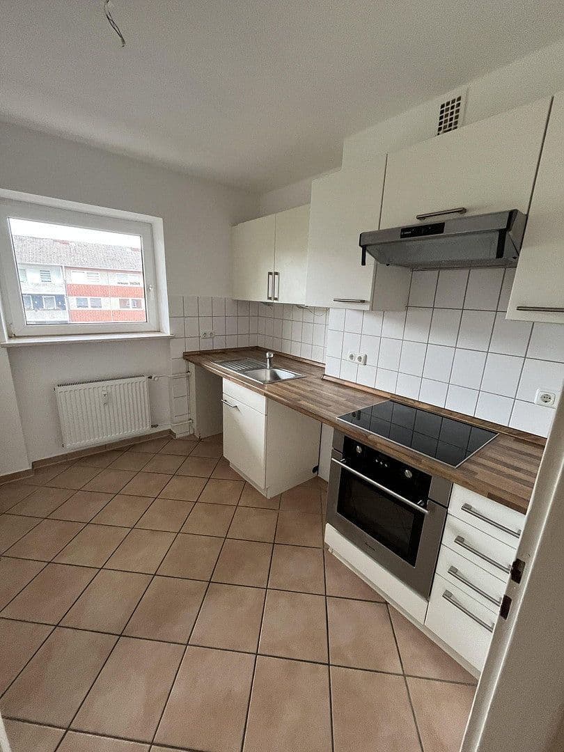 Pronájem bytu 4+1 83 m², Masurenring 73, Kiel, Šlesvicko-Holštýnsko Pronájem bytu 4+1 83 m², Masurenring 73, Kiel, Šlesvicko-Holštýnsko