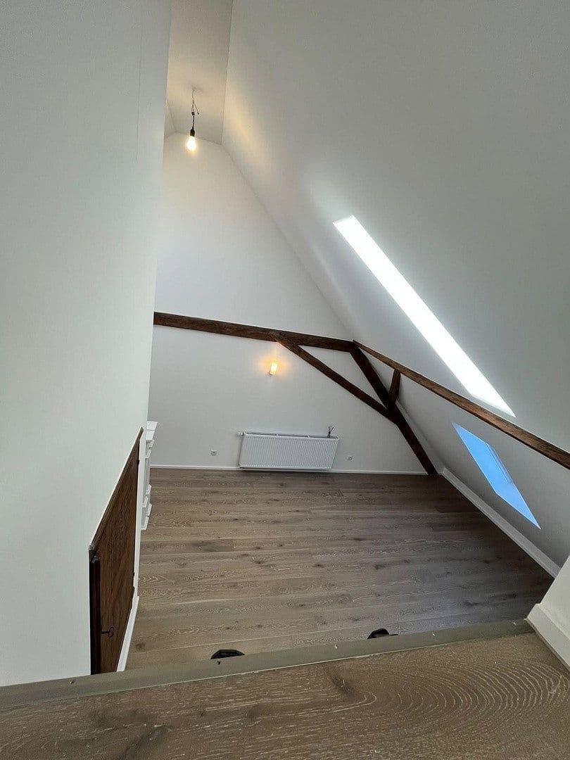 Pronájem bytu 4+kk 125 m², Gilching, Bavorsko Pronájem bytu 4+kk 125 m², Gilching, Bavorsko