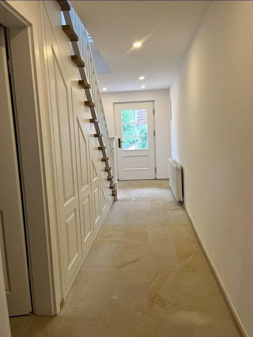 Pronájem bytu 4+kk 125 m², Gilching, Bavorsko Pronájem bytu 4+kk 125 m², Gilching, Bavorsko