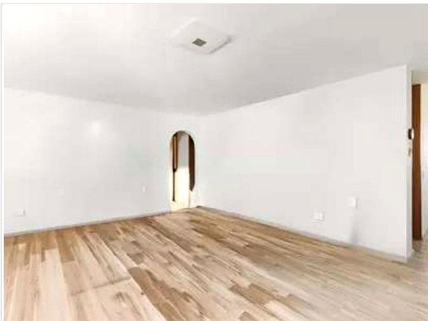 Prodej bytu 4+kk 125 m², Leonberg, Bádensko-Württembersko Prodej bytu 4+kk 125 m², Leonberg, Bádensko-Württembersko