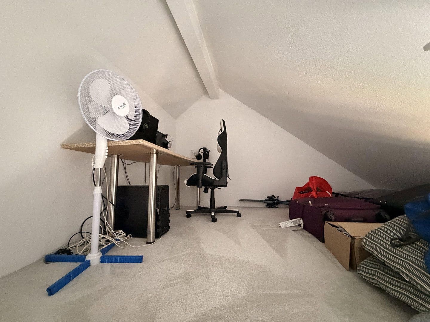 Prodej bytu 2+kk 84 m², Leverkusen, Severní Porýní-Vestfálsko Prodej bytu 2+kk 84 m², Leverkusen, Severní Porýní-Vestfálsko