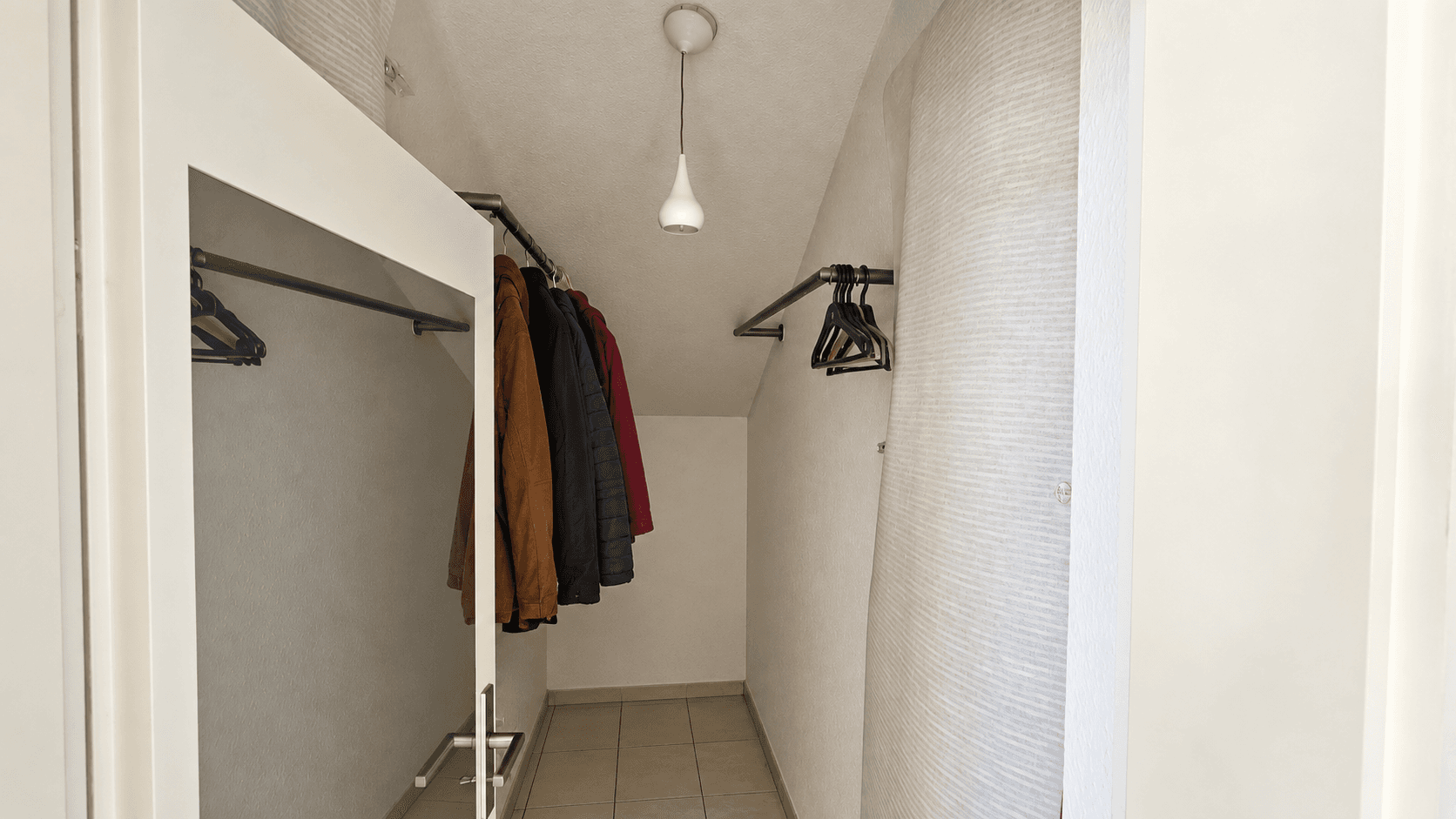 Pronájem bytu 4+kk 145 m², Heideweg 4a, Remagen, Porýní-Falc Pronájem bytu 4+kk 145 m², Heideweg 4a, Remagen, Porýní-Falc