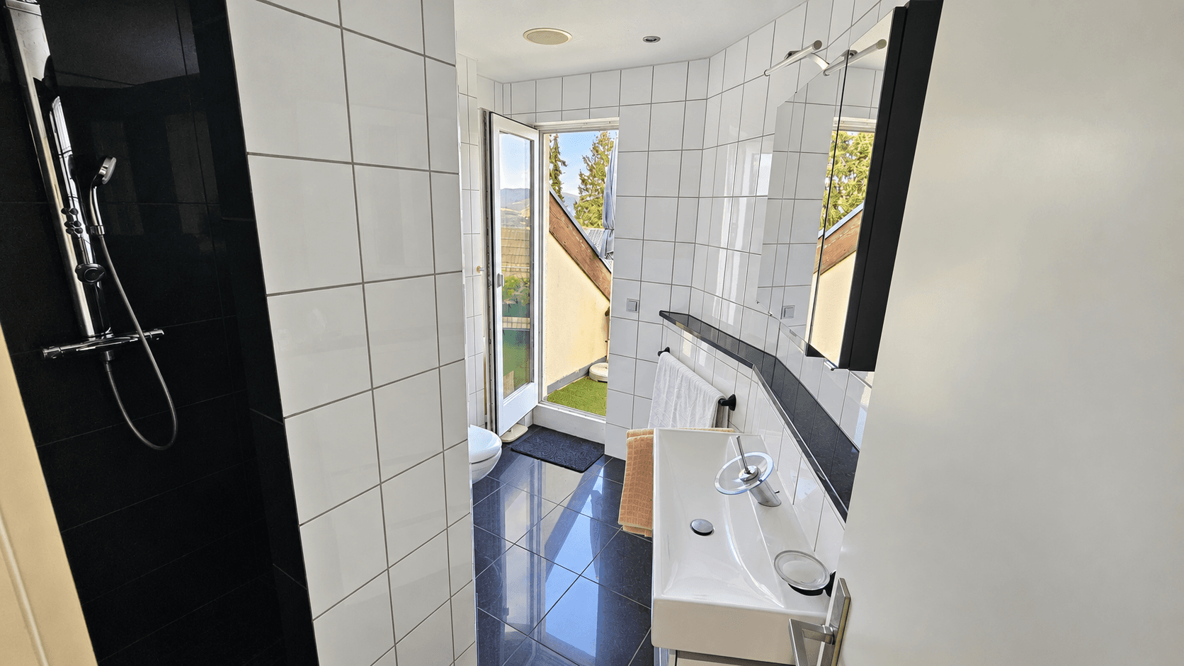 Pronájem bytu 4+kk 145 m², Heideweg 4a, Remagen, Porýní-Falc Pronájem bytu 4+kk 145 m², Heideweg 4a, Remagen, Porýní-Falc
