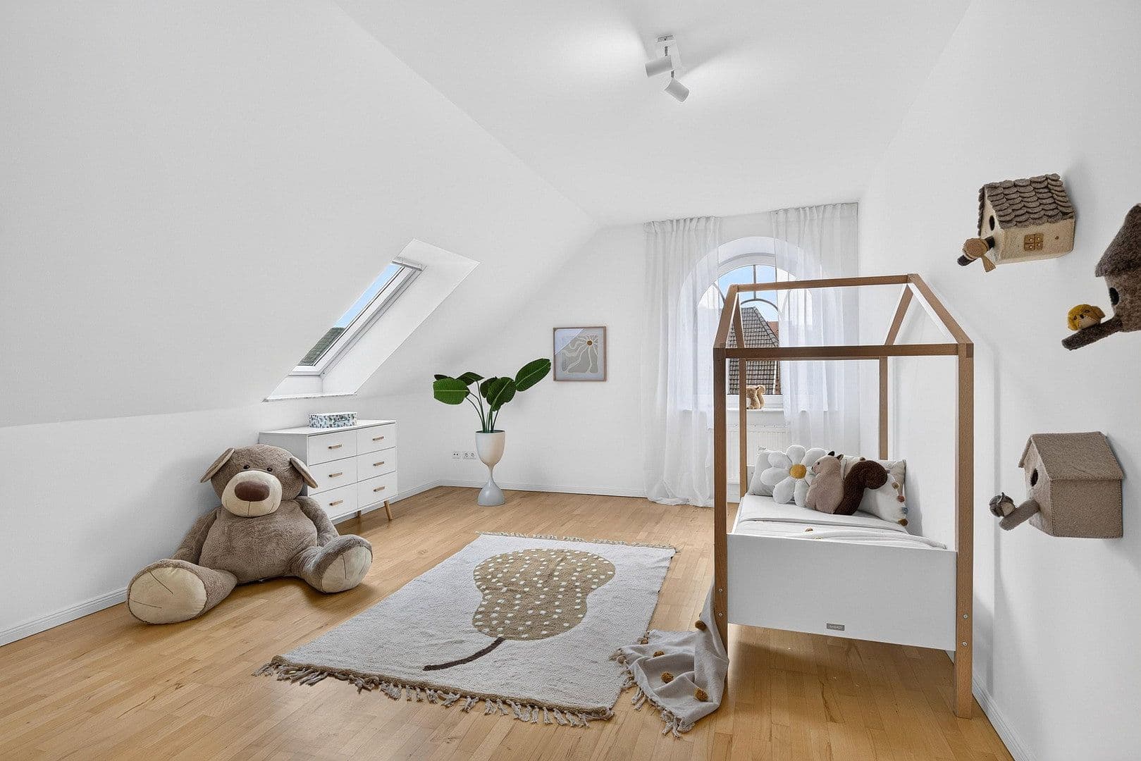 Prodej domu 217 m², pozemek 611 m², Cuxhaven, Dolní Sasko Prodej domu 217 m², pozemek 611 m², Cuxhaven, Dolní Sasko
