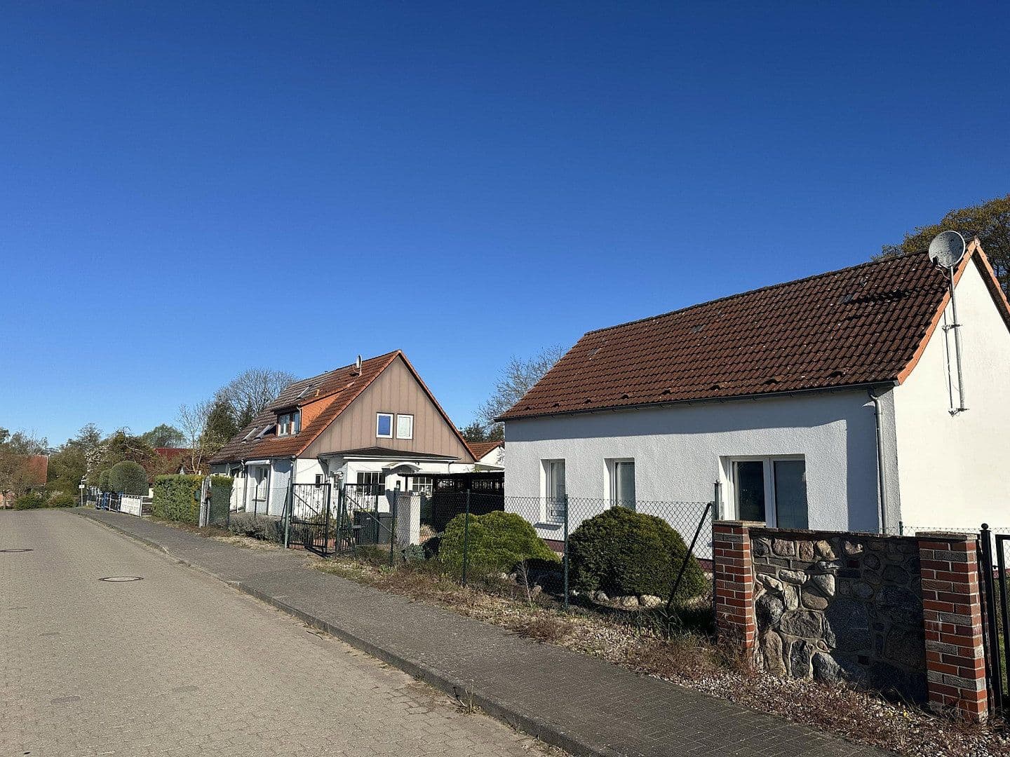Prodej domu 170 m², pozemek 1.561 m², Fürstenberger Weg 3, Wesenberg, Mecklenburg-Vorpommern Prodej domu 170 m², pozemek 1.561 m², Fürstenberger Weg 3, Wesenberg, Mecklenburg-Vorpommern