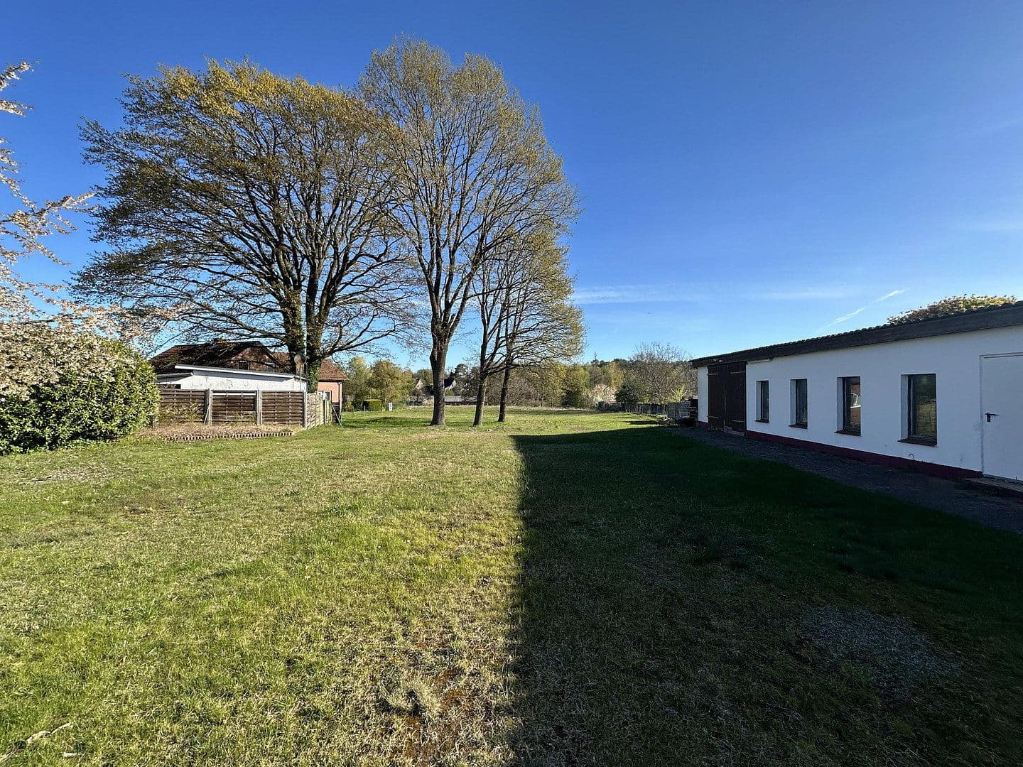 Prodej domu 170 m², pozemek 1.561 m², Fürstenberger Weg 3, Wesenberg, Mecklenburg-Vorpommern Prodej domu 170 m², pozemek 1.561 m², Fürstenberger Weg 3, Wesenberg, Mecklenburg-Vorpommern