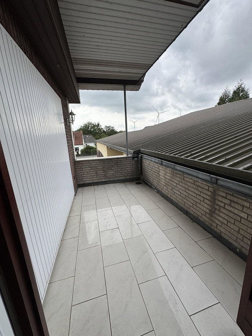 Pronájem bytu 3+1 111 m², Uphuser Heerstr. 90a, Achim, Dolní Sasko Pronájem bytu 3+1 111 m², Uphuser Heerstr. 90a, Achim, Dolní Sasko