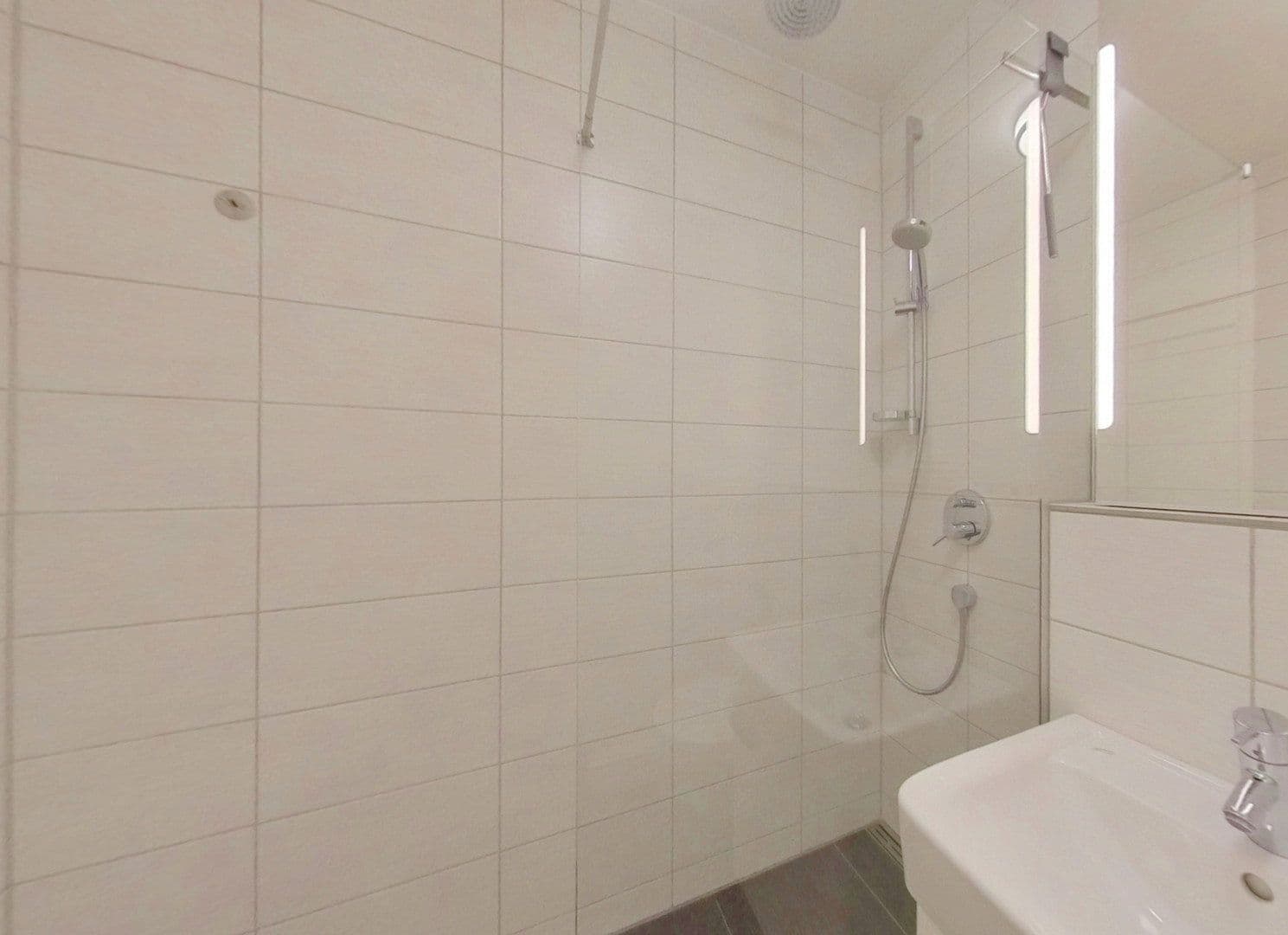 Pronájem bytu 2+1 47 m², Hamburg, Hamburg Pronájem bytu 2+1 47 m², Hamburg, Hamburg