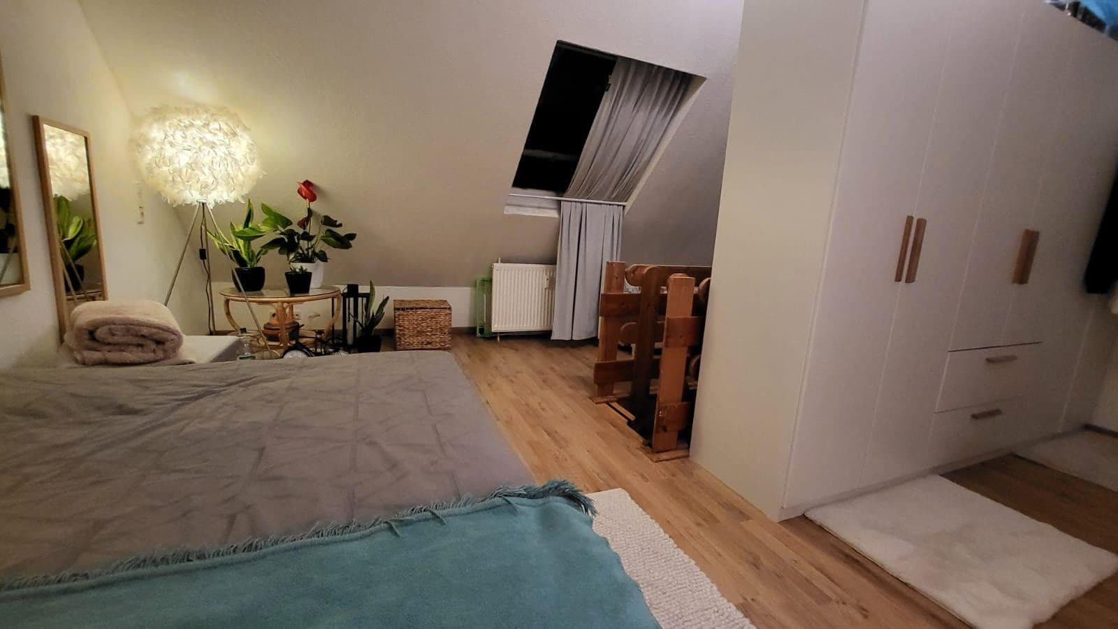 Pronájem bytu 2+1 74 m², Alt-Sossenheim 47a, Frankfurt, Hessen Pronájem bytu 2+1 74 m², Alt-Sossenheim 47a, Frankfurt, Hessen