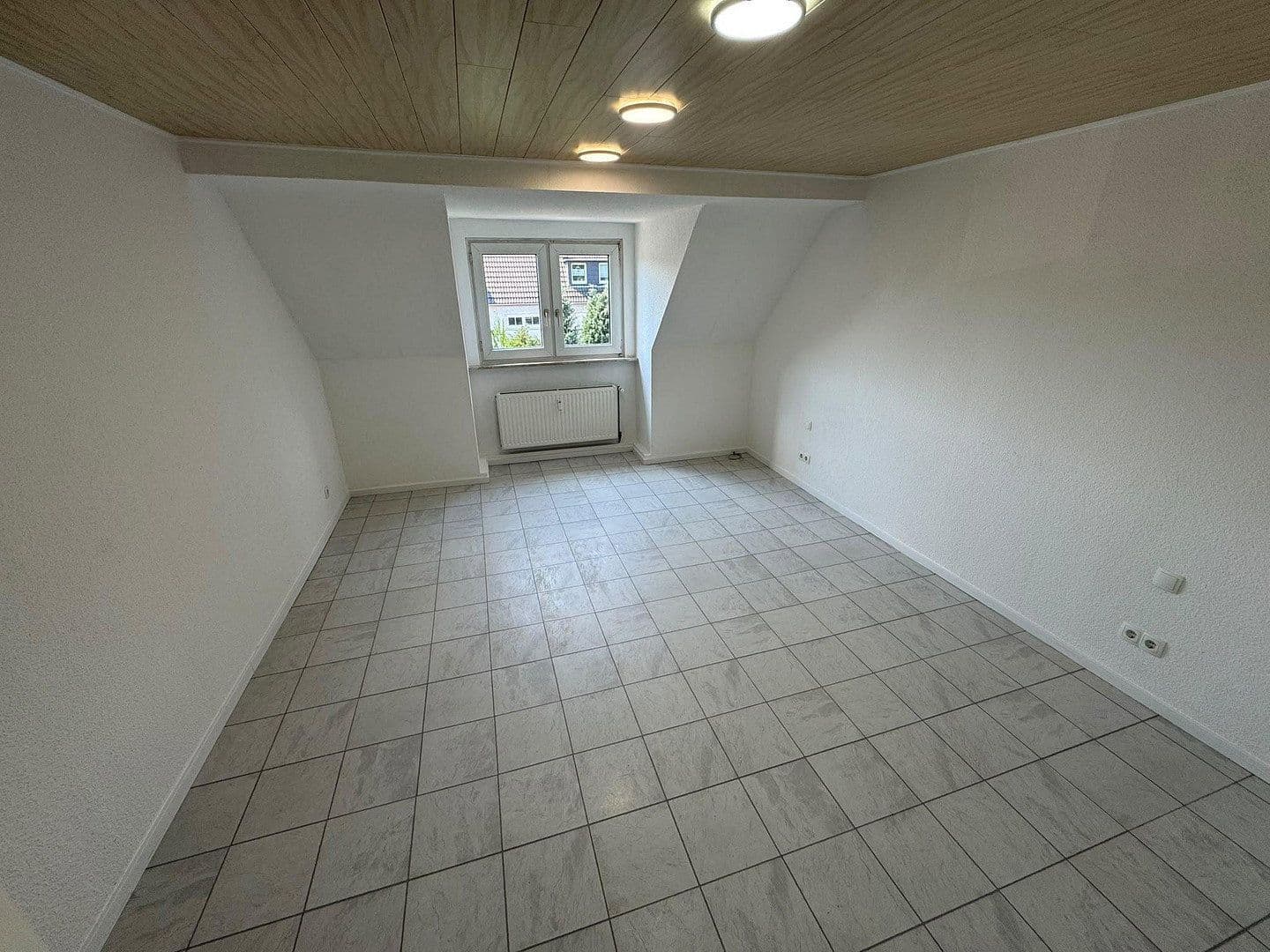 Pronájem bytu 3+1 74 m², Lindhorststraße 10, Bottrop, Severní Porýní-Vestfálsko Pronájem bytu 3+1 74 m², Lindhorststraße 10, Bottrop, Severní Porýní-Vestfálsko