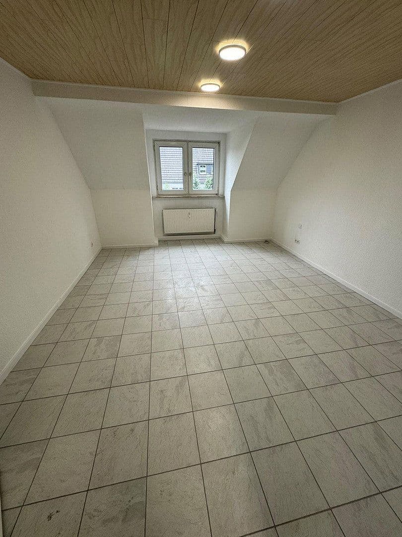 Pronájem bytu 3+1 74 m², Lindhorststraße 10, Bottrop, Severní Porýní-Vestfálsko Pronájem bytu 3+1 74 m², Lindhorststraße 10, Bottrop, Severní Porýní-Vestfálsko