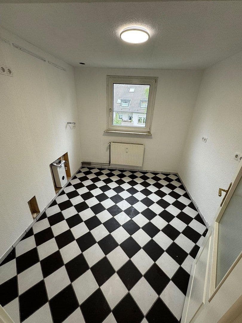 Pronájem bytu 3+1 74 m², Lindhorststraße 10, Bottrop, Severní Porýní-Vestfálsko Pronájem bytu 3+1 74 m², Lindhorststraße 10, Bottrop, Severní Porýní-Vestfálsko