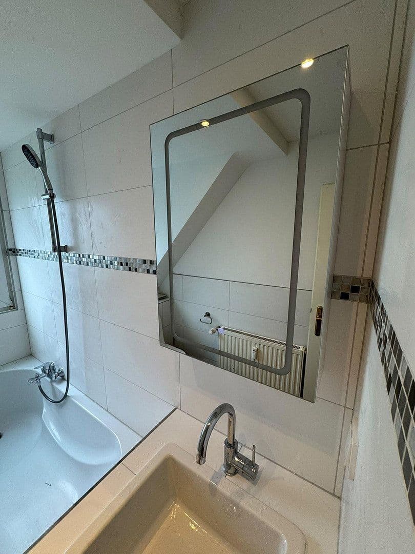 Pronájem bytu 3+1 74 m², Lindhorststraße 10, Bottrop, Severní Porýní-Vestfálsko Pronájem bytu 3+1 74 m², Lindhorststraße 10, Bottrop, Severní Porýní-Vestfálsko