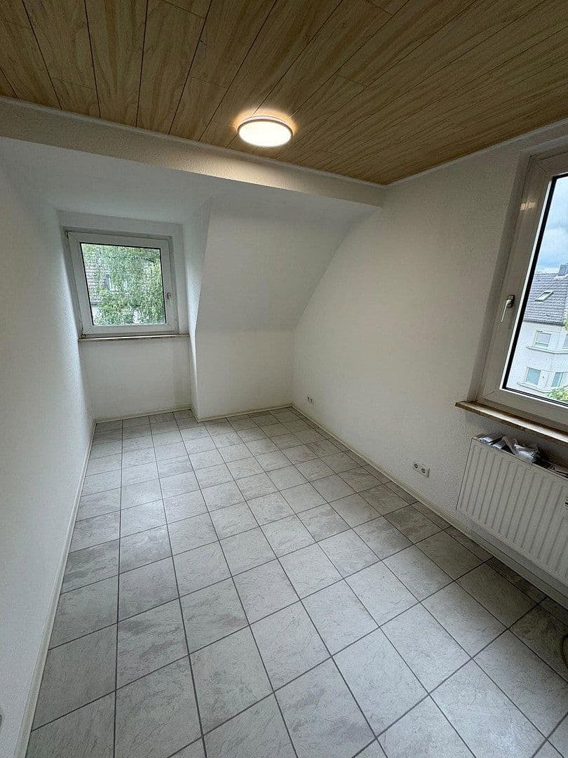 Pronájem bytu 3+1 74 m², Lindhorststraße 10, Bottrop, Severní Porýní-Vestfálsko Pronájem bytu 3+1 74 m², Lindhorststraße 10, Bottrop, Severní Porýní-Vestfálsko