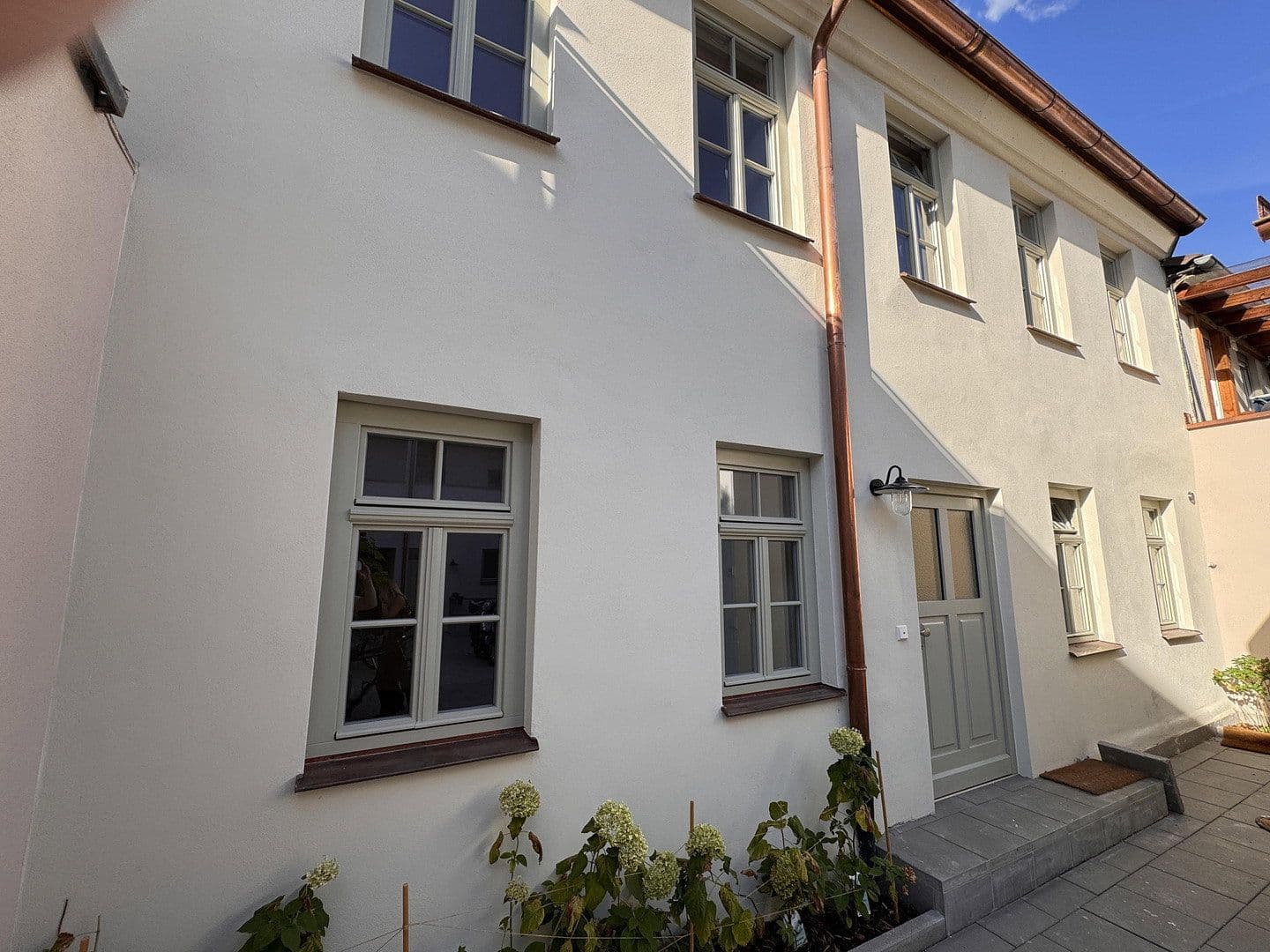 Pronájem bytu 3+1 77 m², Friedrichstraße 32, Erlangen, Bavorsko Pronájem bytu 3+1 77 m², Friedrichstraße 32, Erlangen, Bavorsko